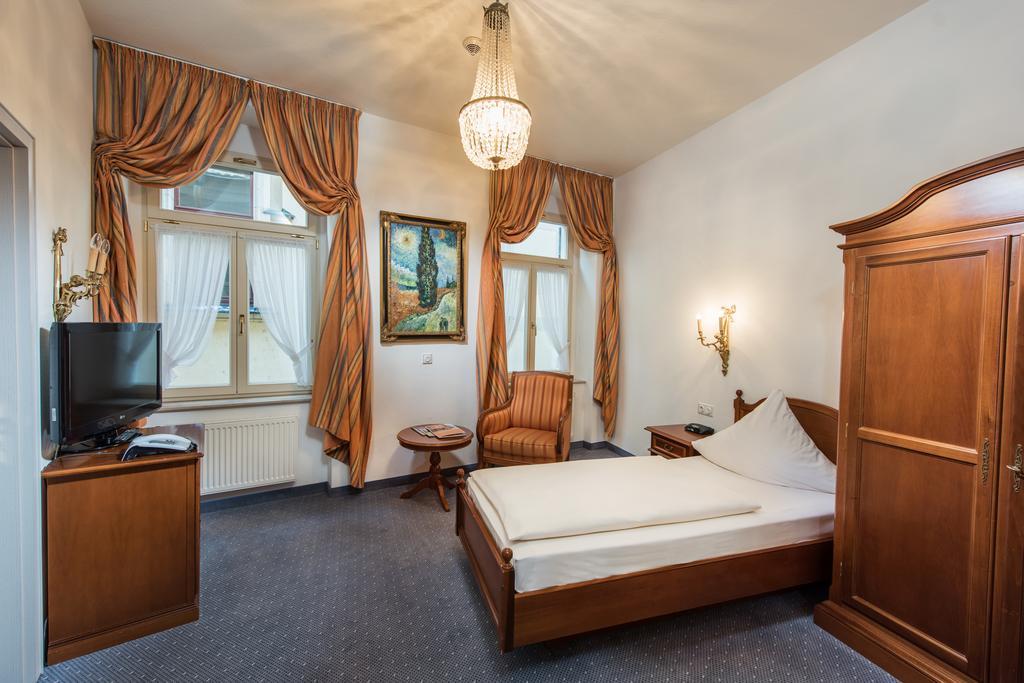 Hotel Goldener Loewe Мейсен Экстерьер фото